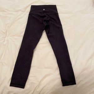 Lululemon Size 2 Wunder Train High-Rise Tight 23”